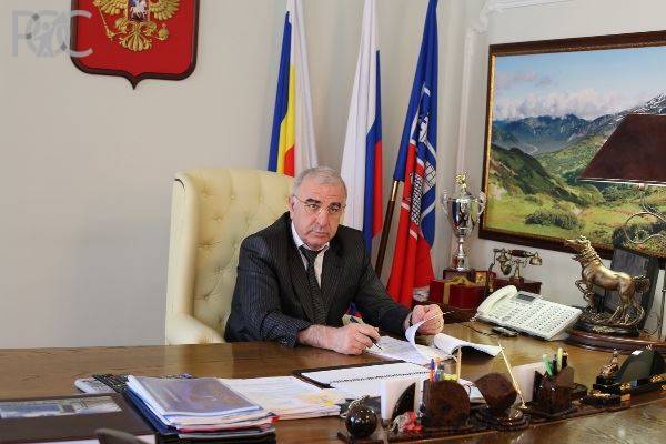 Освободившийся депутатский мандат областного парламента  достался Асланбеку Джиоеву