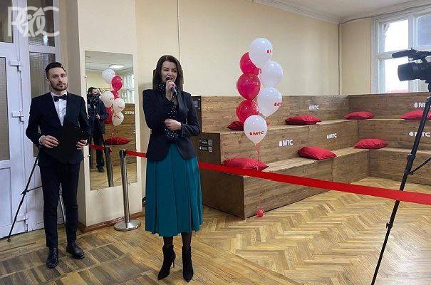 В Таганроге открылась мобильная библиотека