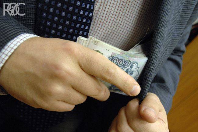 В Ростове 17 чиновников скрыли свои доходы