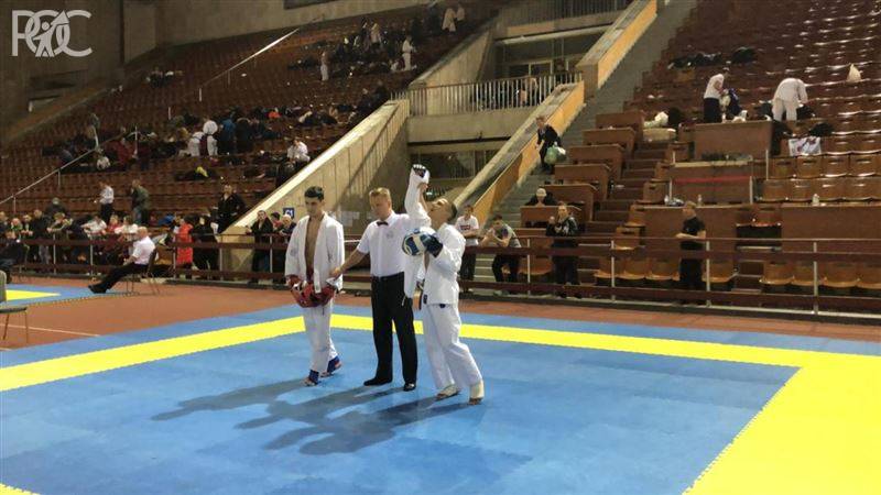 Юные таганрожцы стали победителями мировых соревнований по всестилевому карате