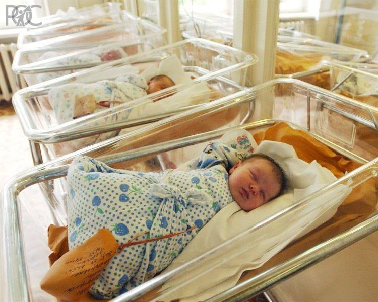 Почти на 6 процентов снизилась рождаемость в Ростовской области