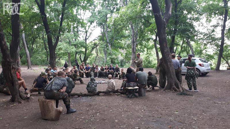 В Ростовской области проходит военно-спортивный патриотический лагерь «Святые витязи земли Русской»