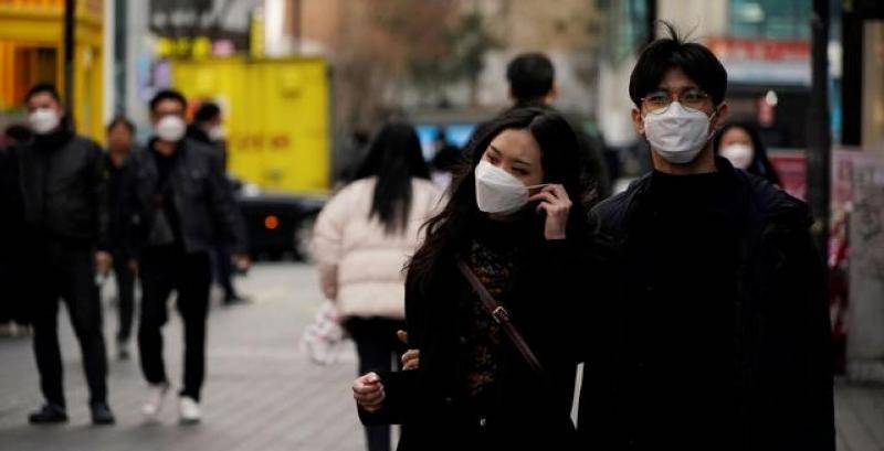 Системы слежения, штрафы и социальная реклама: как противостоят угрозе коронавируса в Южной Корее