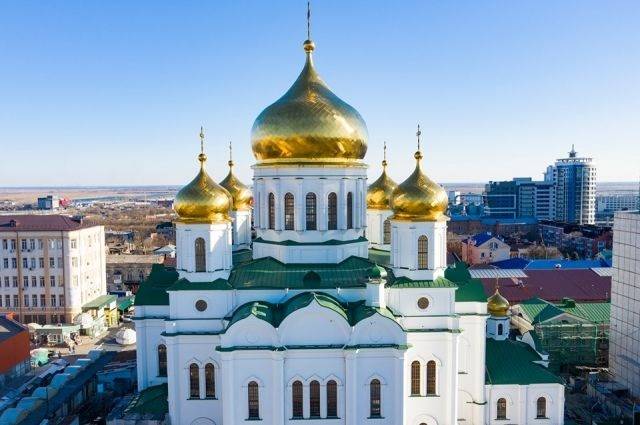 Храмы  Ростовской области закрыли для верующих