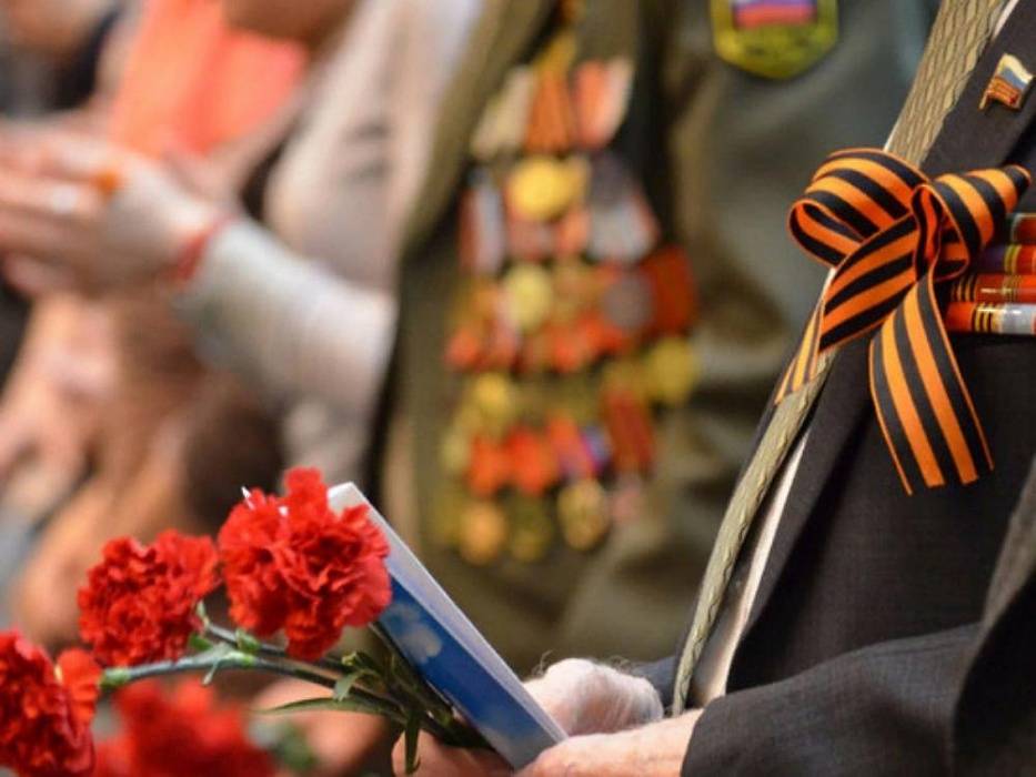 В правительстве Ростовской области объяснили аукцион на организацию банкета в честь Дня Победы