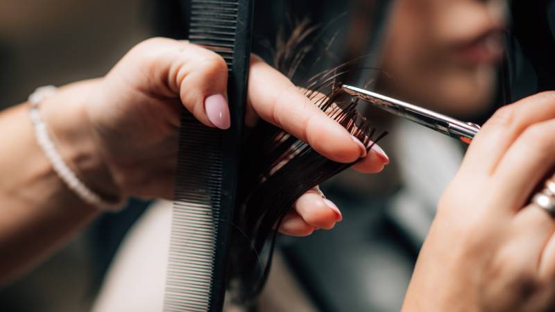 В Ростовской области могут возобновить работу парикмахерские и салоны красоты