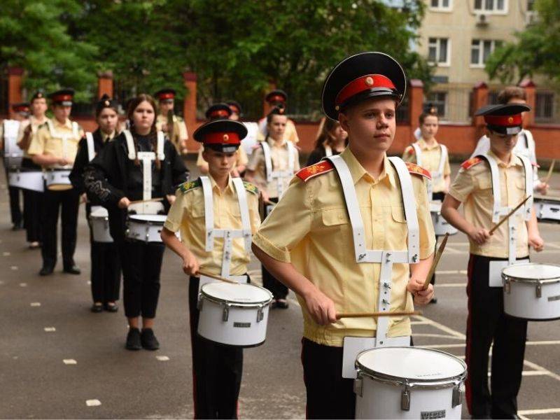 Юные барабанщики откроют парад Победы в Ростове