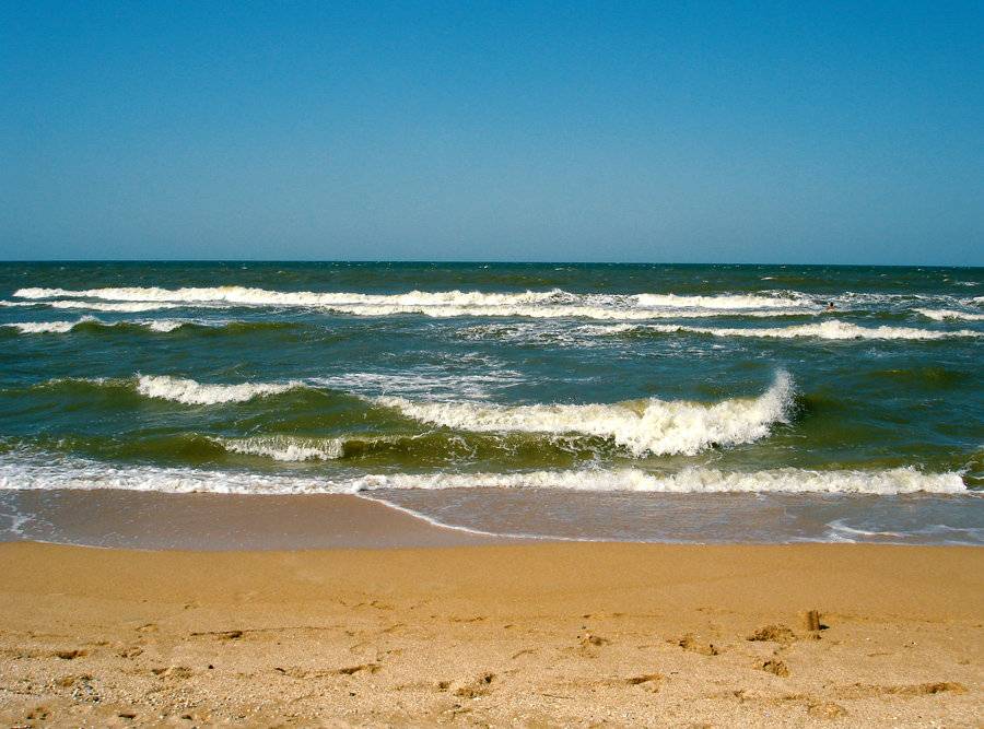 Отдых на Азовском море может угрожать жизни и здоровью