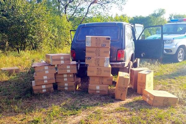 За контрабанду сигарет пограничники задержали трех несовершеннолетних жителей Ростовской области