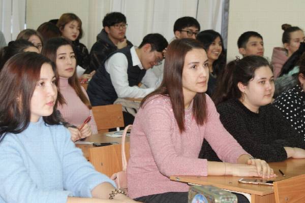 Иностранные студенты вузов Ростовской области теперь могут официально зарабатывать себе на жизнь