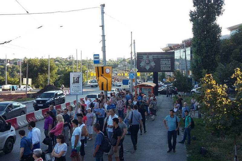 Транспортный коллапс в Ростове в ближайшее время не устранить