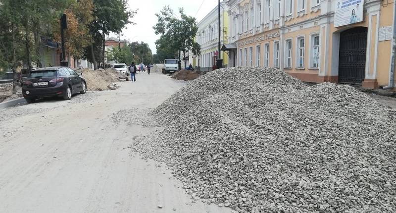 В Таганроге жители возмущены ходом  реконструкции главной улицы города