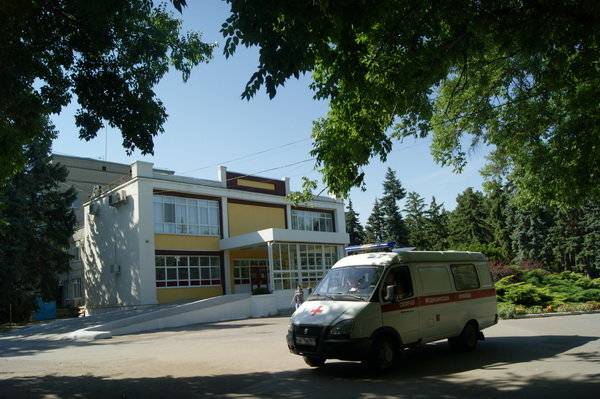 В ковидном госпитале Азова из-за массового заражения сотрудников коронавирусом на работу выходят руководители частных медцентров