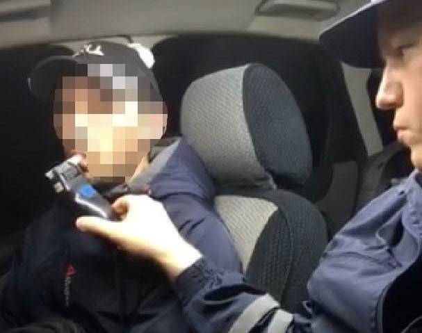 В Ростове в ходе рейда выявлены 12 таксистов с признаками наркотического опьянения