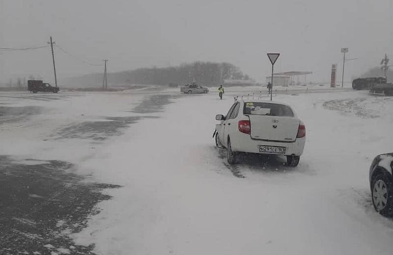 На северные районы Ростовской области обрушился снегопад