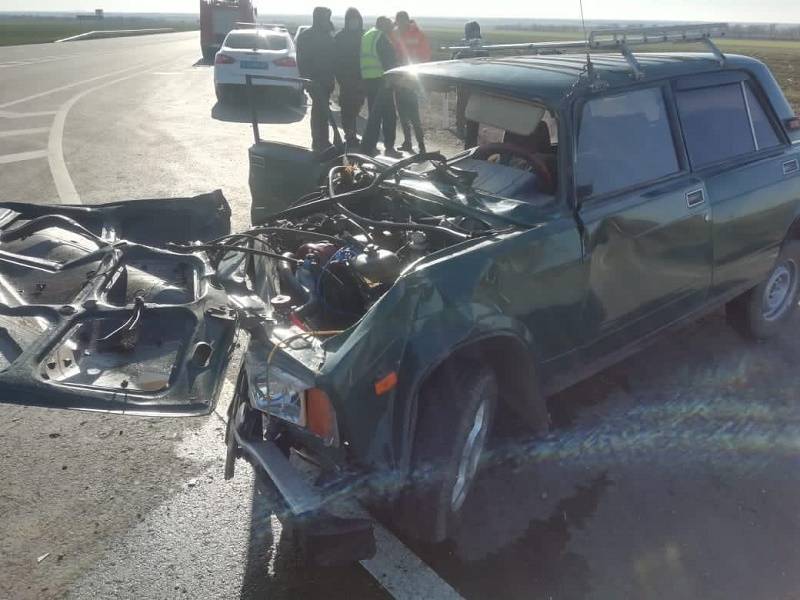 В Ростовской области при столкновении двух автомобилей погибла пассажирка одного из них