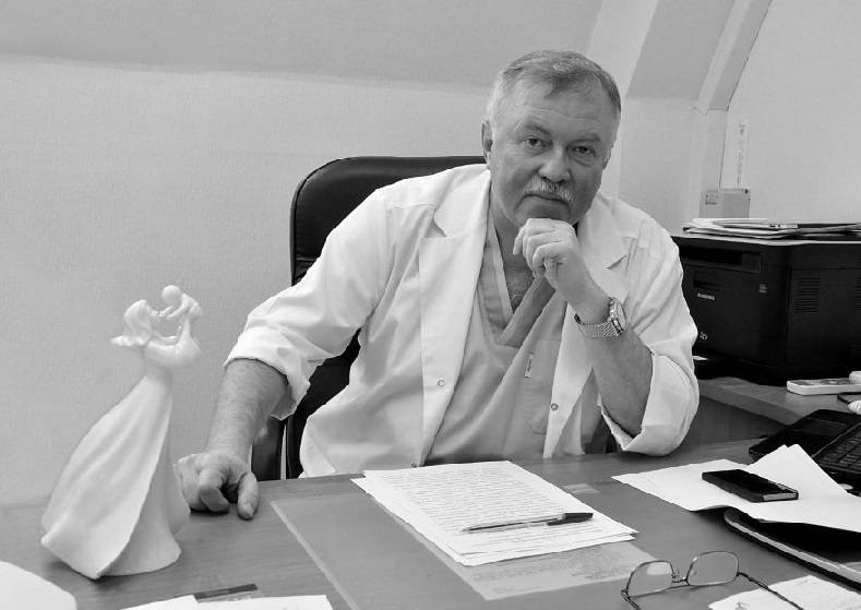 В Ростове умер заведующий кафедрой акушерства и гинекологии РостГМУ