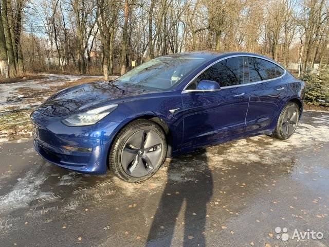 В Ростове выставили на продажу автомобиль Tesla за 3,8 млн рублей