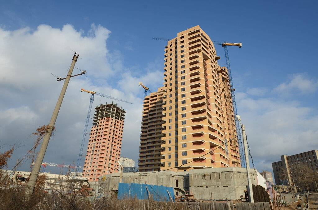 С начала года в Ростове выданы разрешения на строительство еще 14 многоквартирных домов в центре города