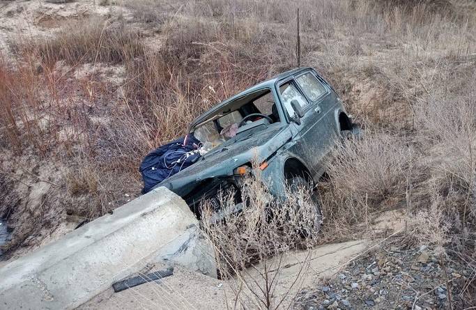 В Ростовской области полицейские нашли в кювете «Ниву» с мёртвым водителем