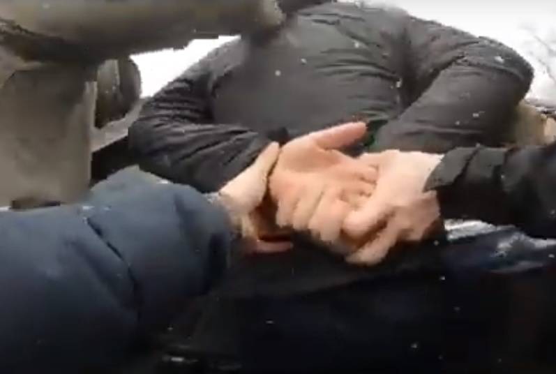 Появилось видео задержания зампрокурора Таганрога сотрудниками УФСБ