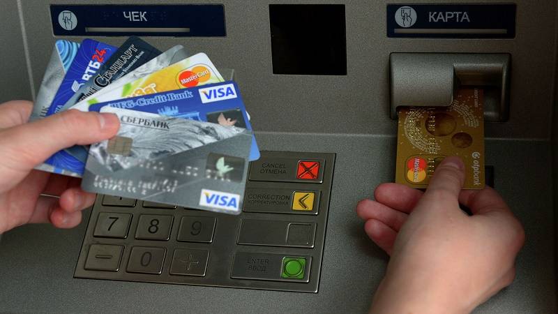 Жители Ростовской области в первом квартале года набрали кредитных карт на 5,6 млрд рублей