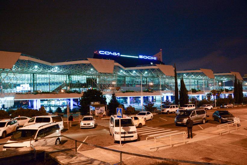 Международный аэропорт Сочи требует с жителя Ростовской области 54 млн рублей