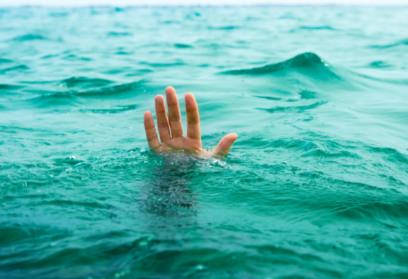 В Ростове на диком пляже в районе Луговой утонула 10-летняя девочка
