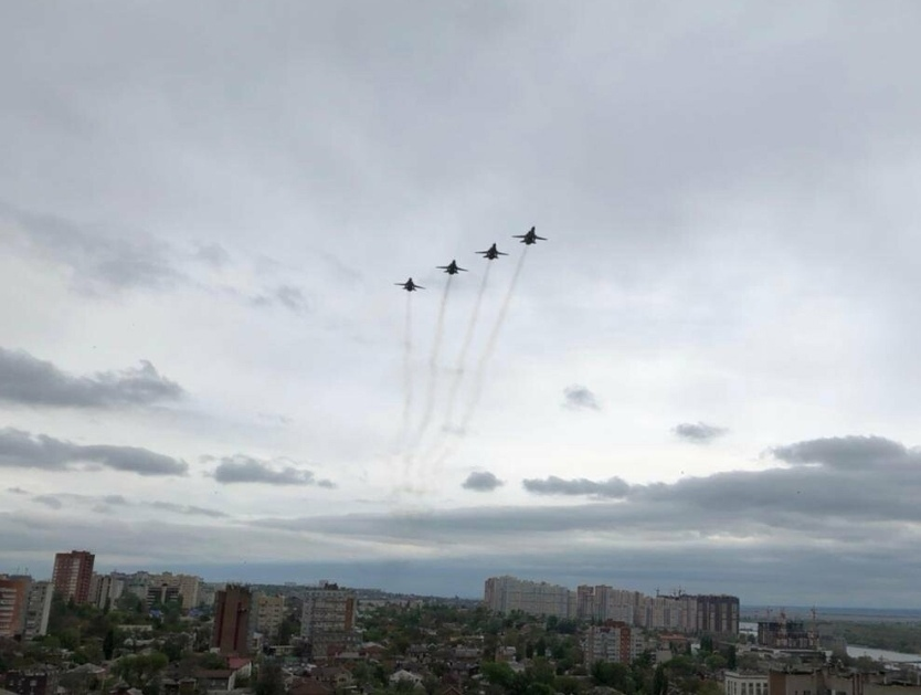 Полеты сверхзвуковых истребителей над Ростовом оказались учениями ЮВО