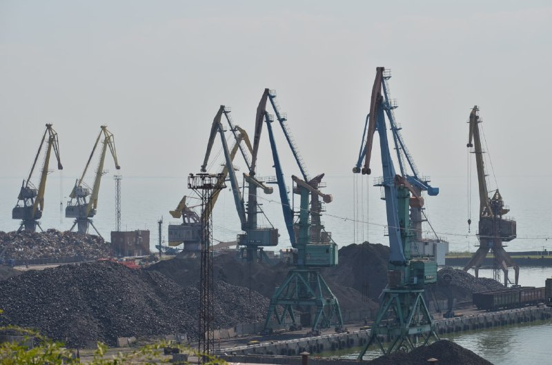Грузооборот портов Азовского моря снизился на 11% в январе-мае из-за COVID-19