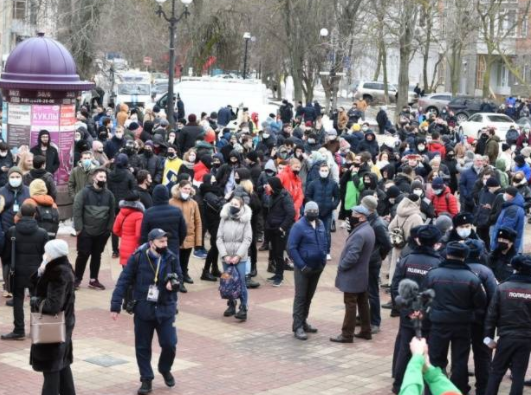 В Ростове прекратили уголовное дело против 17-летнего подростка за призывы к митингу