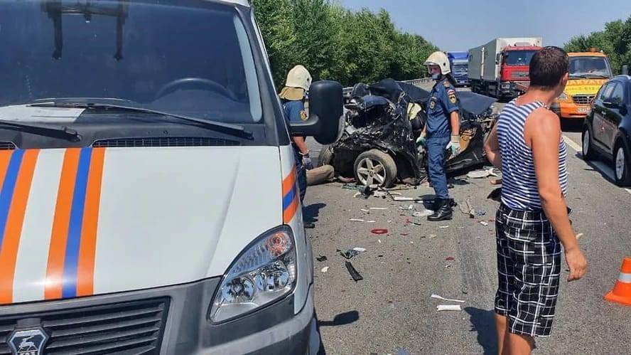 Водителя «КамАЗа» назвали возможным виновником ДТП с четырьмя жертвами на трассе «Дон»