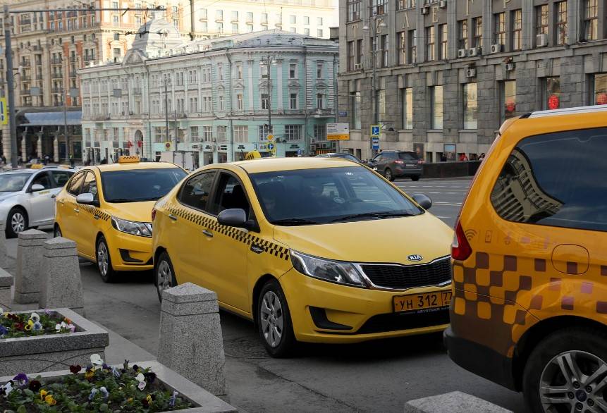 В Ростовской области проверят работу агрегаторов такси