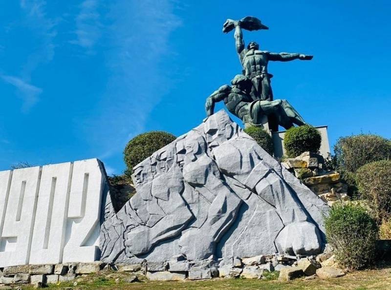 В Ростове вернут исторический облик памятнику Стачки 1902 года