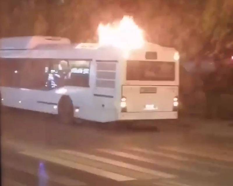 В Ростове снова загорелся рейсовый автобус с пассажирами