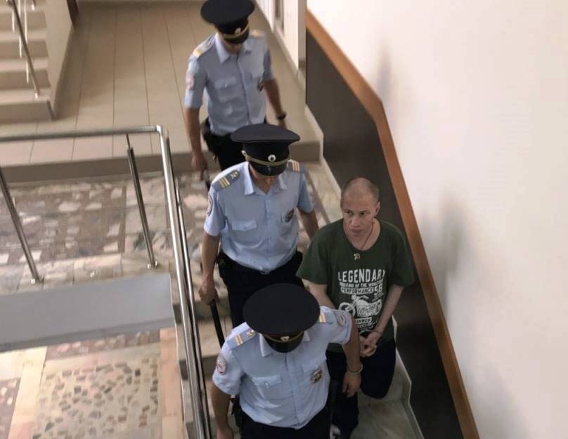 Врача тюремной больницы в Ростове обвиняют в смерти «краснодарского каннибала»
