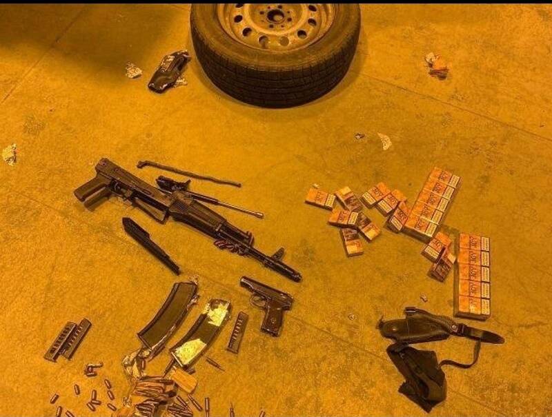 Гражданин Украины вез в Ростовскую область автомат Калашникова, пистолет и более 200 патронов
