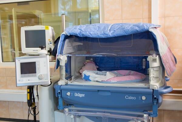 Рост младенческой смертности в 2021 году донские власти объяснили летальными случаями недоношенных детей