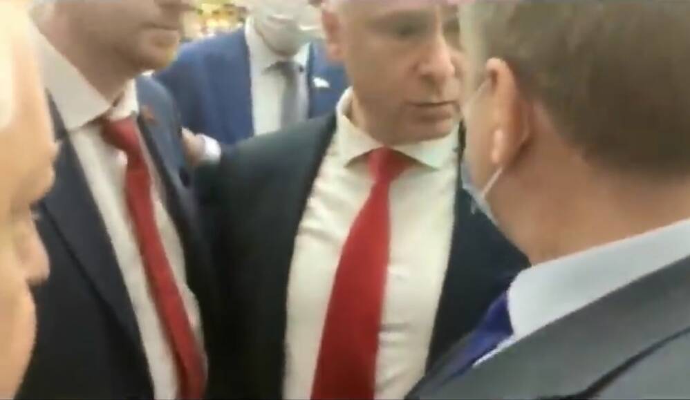 Ростовский депутат Евгений Бессонов стал участником первой за многие годы потасовки в Госдуме