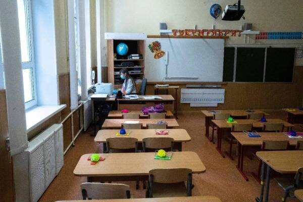 В Ростовской области допустили введение дистанционного обучения школьников