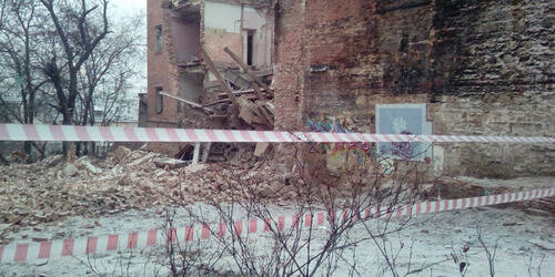 В центре Ростова обрушилась стена дома 1917 года постройки