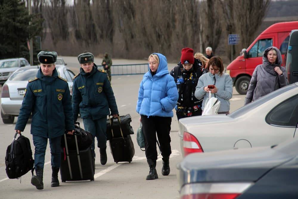 Россиян предупредили о мошенниках, притворяющихся беженцами с Донбасса