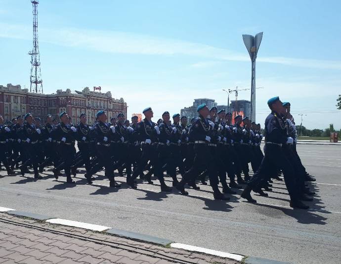 В Ростове в параде Победы примут участие военная техника, авиация и пешие расчеты