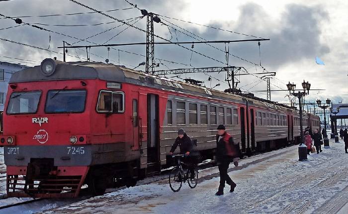 Голубев заявил о скором восстановлении железнодорожного сообщения между РФ и Донбассом