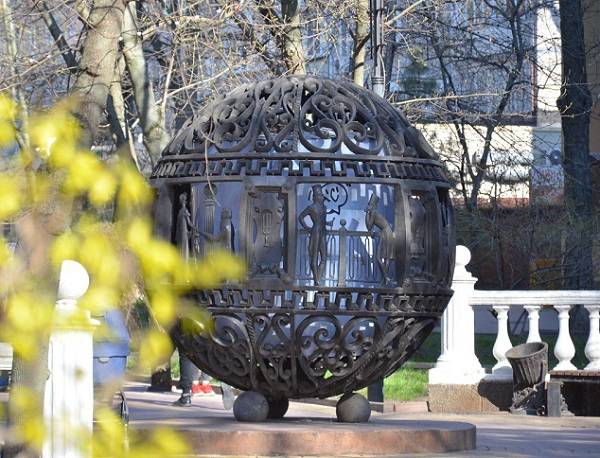 В Ростове на Пушкинской установят «сказочный шар» за 9 млн рублей
