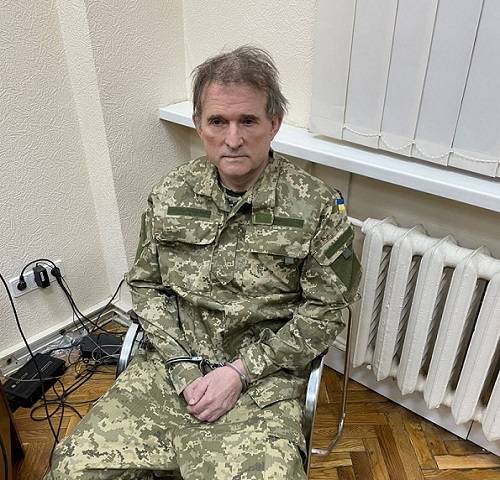 В Telegram-канале Зеленского разместили фото Виктора Медведчука в наручниках