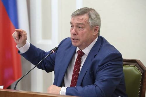 Губернатор Василий Голубев предложил в следующем году увеличить тарифы на  ЖКХ сразу на 9%