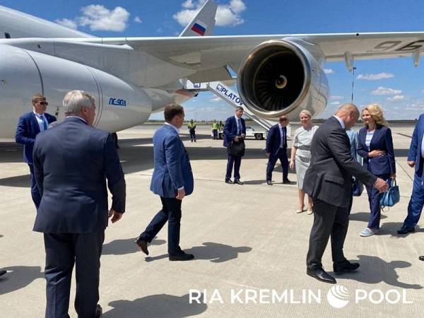 Дмитрий Медведев прибыл в Ростов для встречи с беженцами 21 июля