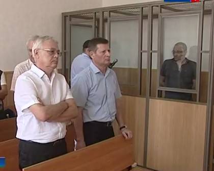 У экс-начальника медико-социального бюро города Гуково выявили еще 216 взяток и 1603 служебных подлога