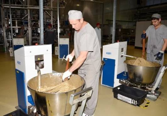 Фабрика «Мишкино» частично возобновила производство сладостей на Дону